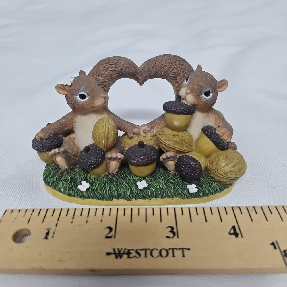 2003 Fitz & Floyd Charming Tails I'm Nuts Over You 2 Squirrel Sweethearts 85/517